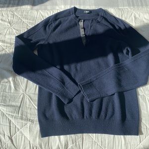 VINCE. 100% cashmere sweater